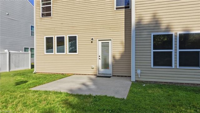 4246 Wedge Drive, Pfafftown, NC 27040