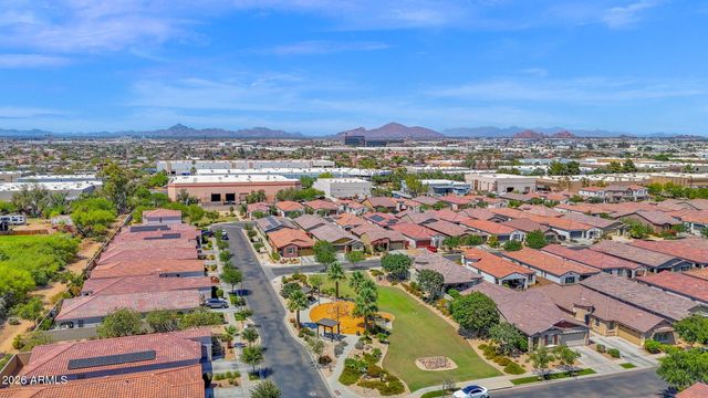 5712 S 28TH Street, Phoenix, AZ 85040