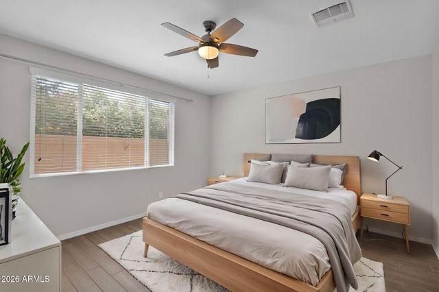 5712 S 28TH Street, Phoenix, AZ 85040