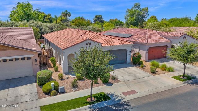 5712 S 28TH Street, Phoenix, AZ 85040