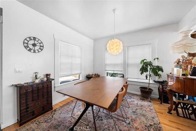 2251 Cambridge, Los Angeles, CA 90006