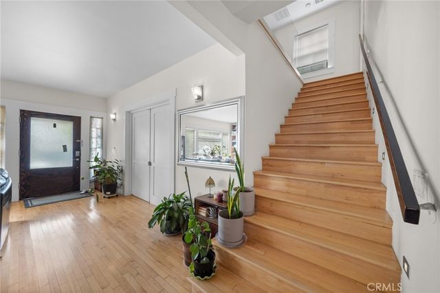 2251 Cambridge, Los Angeles, CA 90006