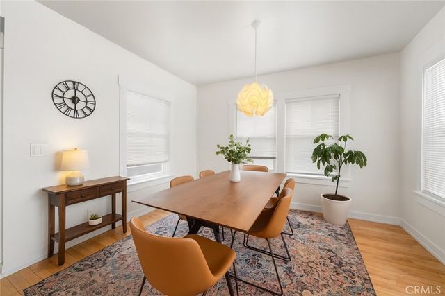 2251 Cambridge, Los Angeles, CA 90006