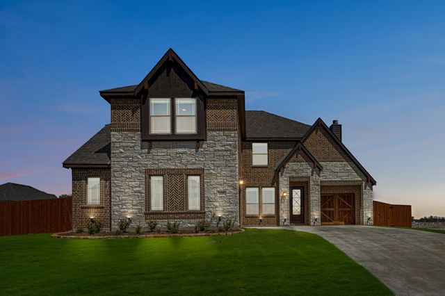 329 Sparkling Springs Drive, Waxahachie, TX 75165