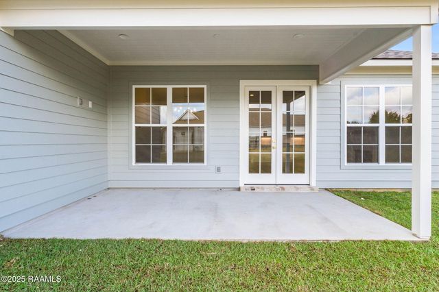 100 Lisburn Drive, Lafayette, LA 70507