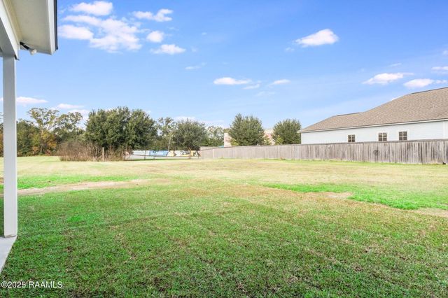 100 Lisburn Drive, Lafayette, LA 70507