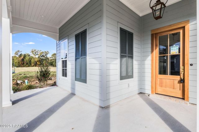 100 Lisburn Drive, Lafayette, LA 70507