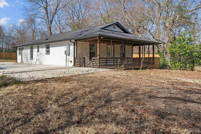 5881 Jefferson Ave., Tyler, TX 75706