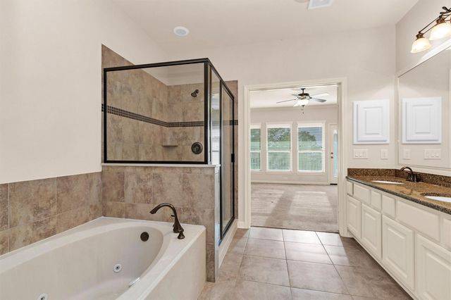 3347 Torrey Pines Drive, Montgomery, TX 77356