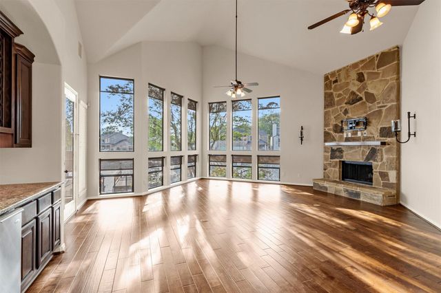 3347 Torrey Pines Drive, Montgomery, TX 77356