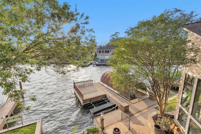 3347 Torrey Pines Drive, Montgomery, TX 77356