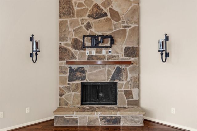 3347 Torrey Pines Drive, Montgomery, TX 77356