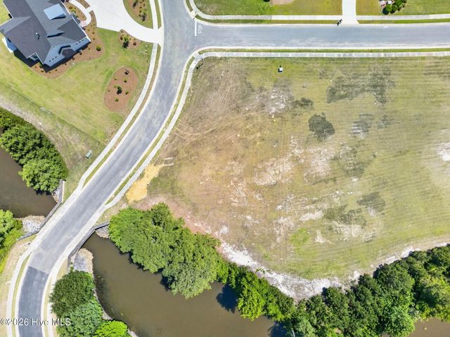 443 Crow Creek Drive NW, Calabash, NC 28467
