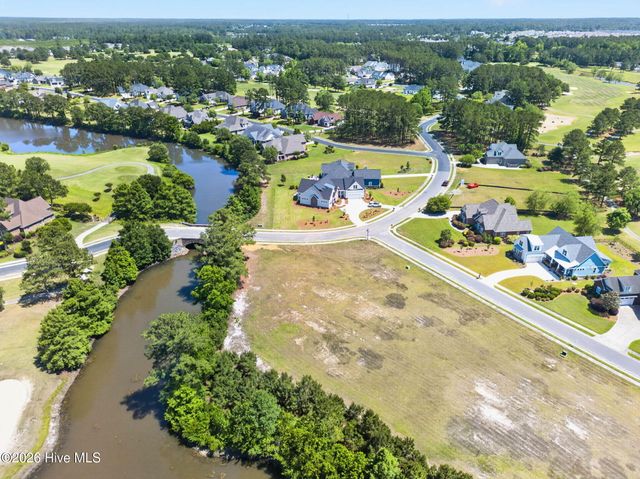 443 Crow Creek Drive NW, Calabash, NC 28467
