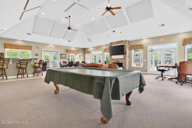 443 Crow Creek Drive NW, Calabash, NC 28467