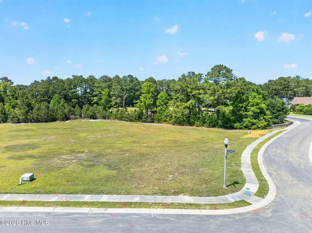 443 Crow Creek Drive NW, Calabash, NC 28467