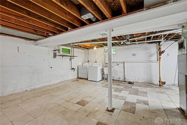 1663 Pershing Boulevard, Dayton, OH 45410