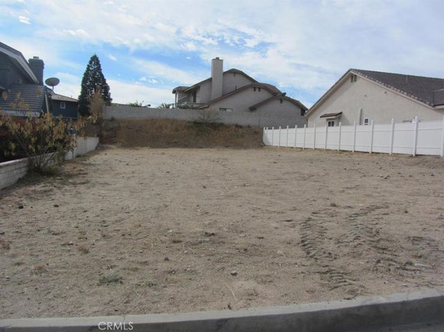 17845 Quailwood Lane, Victorville, CA 92395
