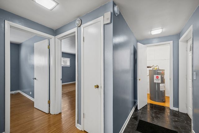 7201 W Wellington Avenue D-1, Elmwood Park, IL 60707