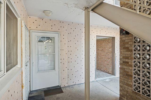 7201 W Wellington Avenue D-1, Elmwood Park, IL 60707