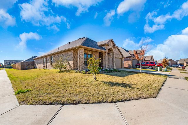121 Newsom Drive, Royse City, TX 75189