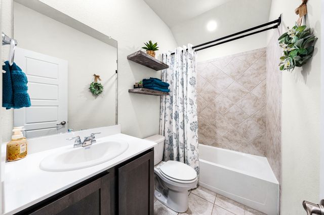 121 Newsom Drive, Royse City, TX 75189