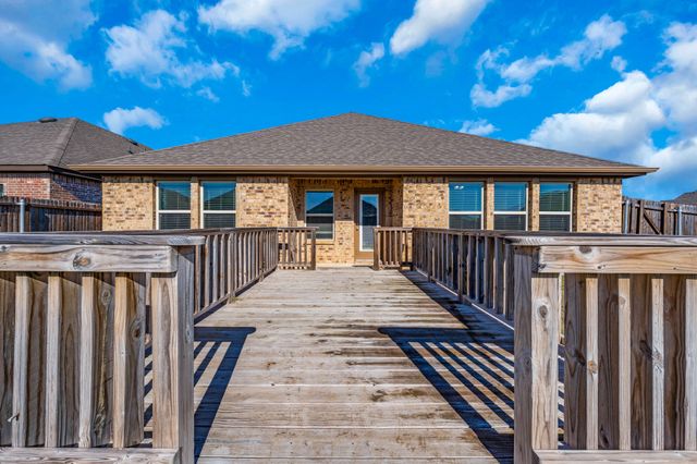 121 Newsom Drive, Royse City, TX 75189