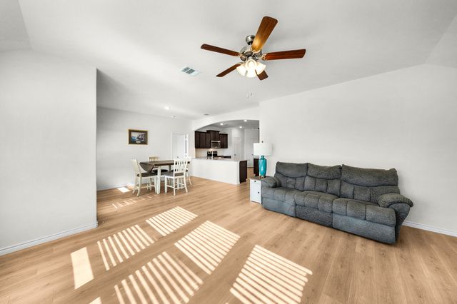 121 Newsom Drive, Royse City, TX 75189