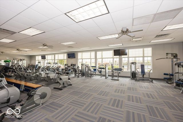 16232 Brookmere Avenue, Fishers, IN 46037