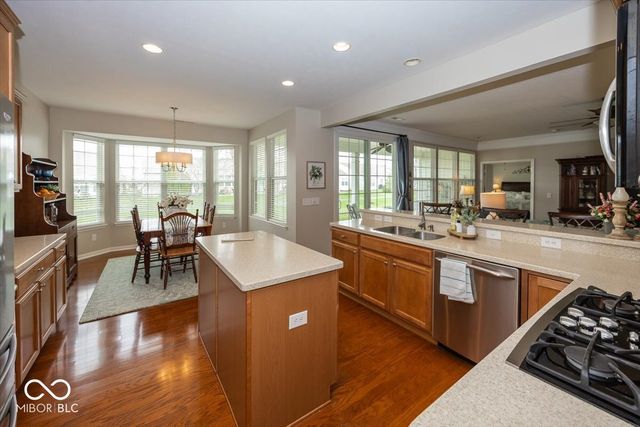 16232 Brookmere Avenue, Fishers, IN 46037