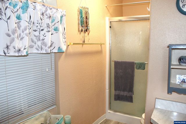 38129 Weirich Dr 71, Lebanon, OR 97355