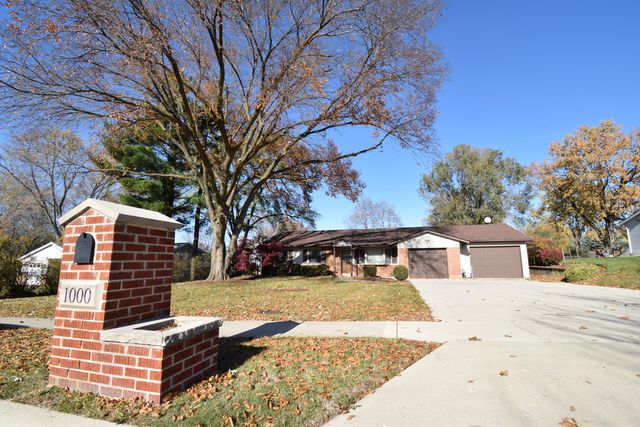 1000 Apple Valley Drive, Bartlett, IL 60103