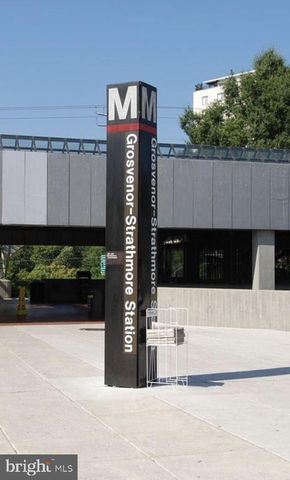 7000 OLD CABIN LN, Rockville, MD 20852