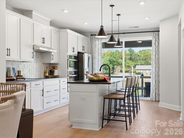5436 Whaler Walk Way, Charlotte, NC 28226