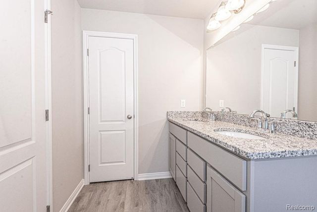 53188 Woodland Meadows Drive, Chesterfield Township, MI 48047