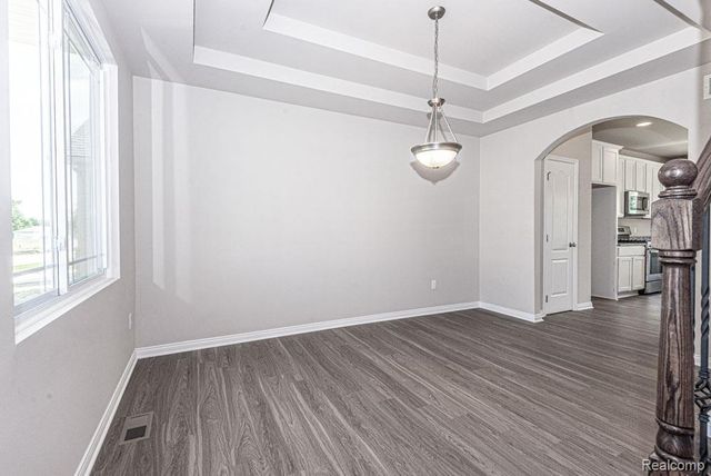53188 Woodland Meadows Drive, Chesterfield Township, MI 48047