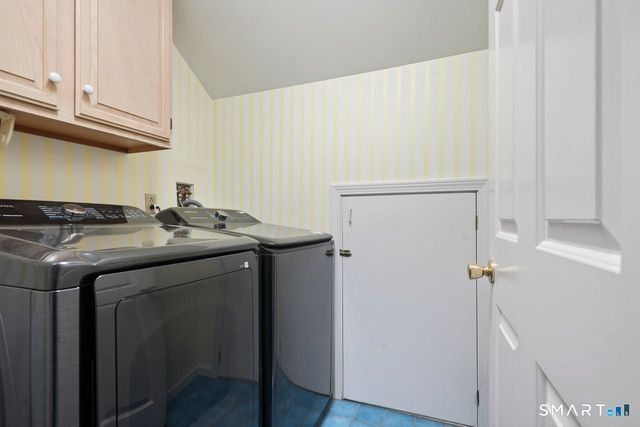 23 Rockridge Terrace, Prospect, CT 06712