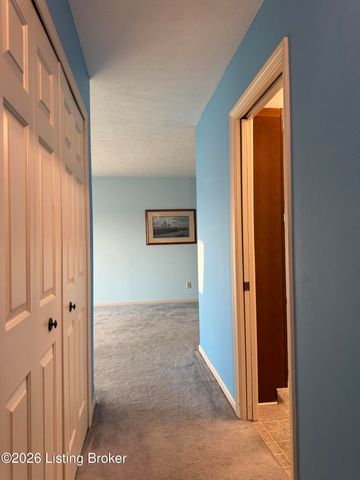 3030 Breckenridge Ln APT 519, Louisville, KY 40220