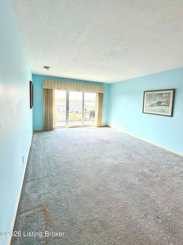 3030 Breckenridge Ln APT 519, Louisville, KY 40220