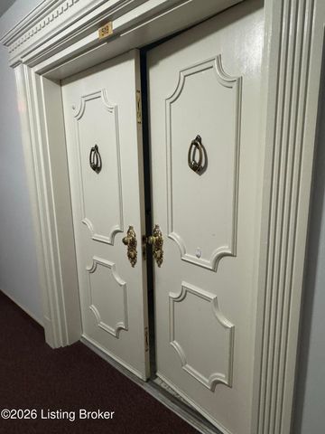 3030 Breckenridge Ln APT 519, Louisville, KY 40220