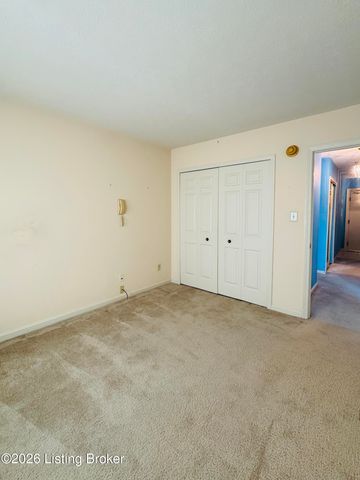 3030 Breckenridge Ln APT 519, Louisville, KY 40220