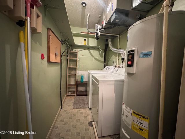 3030 Breckenridge Ln APT 519, Louisville, KY 40220