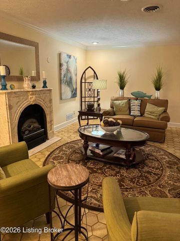 3030 Breckenridge Ln APT 519, Louisville, KY 40220