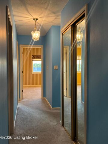 3030 Breckenridge Ln APT 519, Louisville, KY 40220