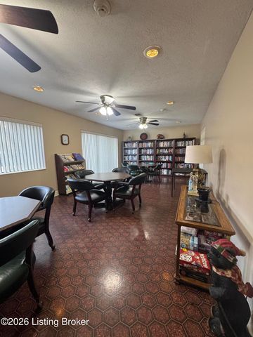 3030 Breckenridge Ln APT 519, Louisville, KY 40220