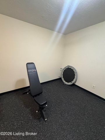 3030 Breckenridge Ln APT 519, Louisville, KY 40220