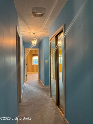 3030 Breckenridge Ln APT 519, Louisville, KY 40220