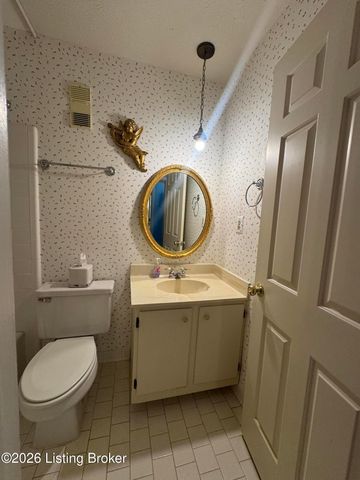 3030 Breckenridge Ln APT 519, Louisville, KY 40220