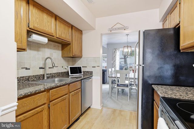 33 E PARK RD, Newtown, PA 18940