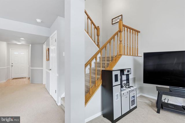 33 E PARK RD, Newtown, PA 18940